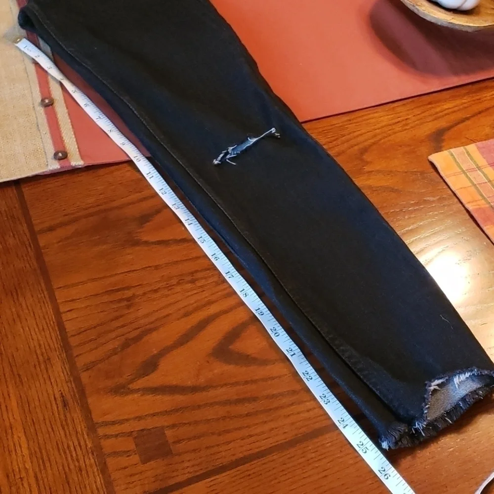 Free People Black Destroyed Hem Skinny Jeans Sz 25